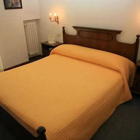 Benito 3*
