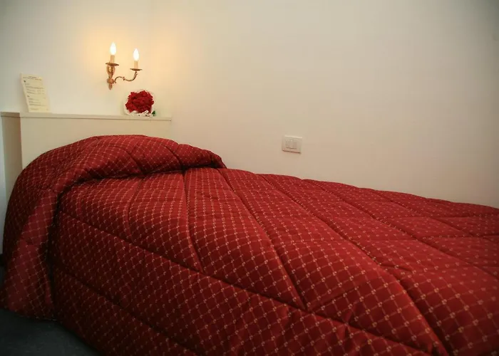 فندق Benito Ponte nellʼAlpi